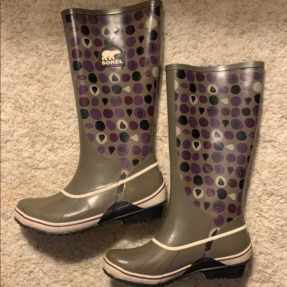 Sorel rain boots
